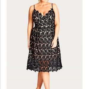 City chic crochet dress